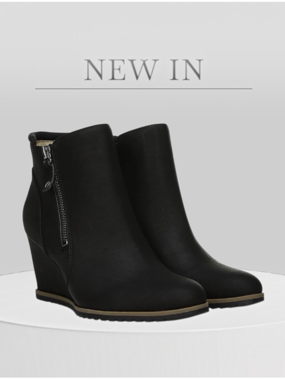 SOUL Naturalizer Black Wedge Ankle Booties with Side Zip